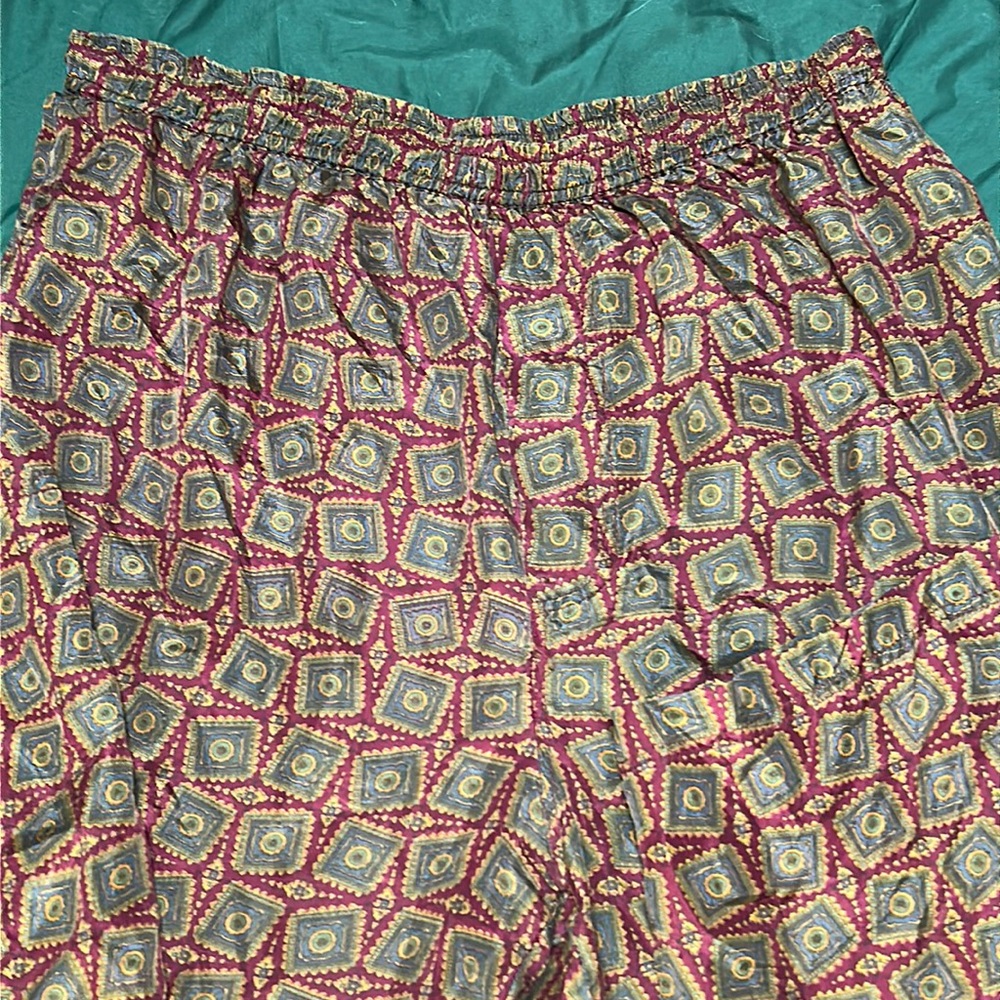 Flowy Diamond Patterned Hippie Pants